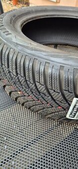 predam zimnú pneumatiku 215/60 R17