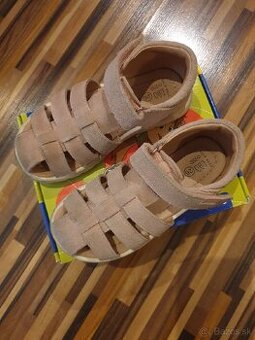 Dievčenské sandálky Protetika č. 26