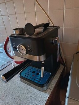 Pákový kávovar espresso