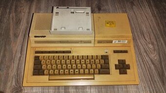 Predám počítač Sharp MZ-800