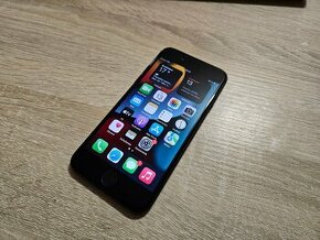 Iphone 7 32gb v super stave plnefunkcny bez poskodenia telef