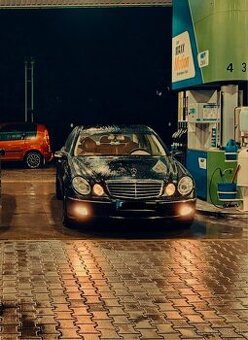 Predám vymenim Mercedes E 320 benzin