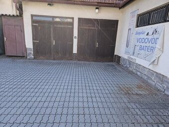 Na prenájom dvoj garáž v centre mesta