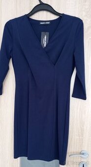 Dámske tmavomodré elegantné šaty S/m
