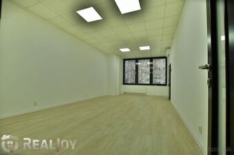 Prenájom kancelárskych priestorov v centre Topoľčian – Krušo