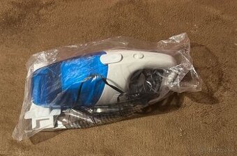 Novy Auto vysavac- 6€