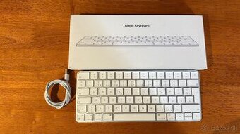 Apple magic klavesnica..Satechi numerická klavesnica