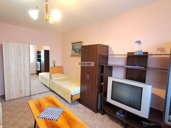 Prenájom 1-izbového bytu so zaskleným balkónom v Novej Lesne