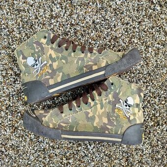 Sketchers Cali Canvas Rare