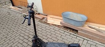 Elektrokolobežka X-scooters XS04