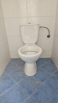 PREDÁM POŽÍVANÉ WC 20EUR-1ks TOALETA