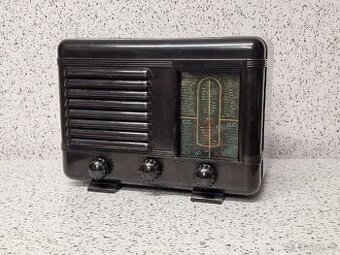 STAROŽITNÉ BAKELITOVÉ RÁDIO 》40-te roky 》 ELEKTRONKOVÉ RADIO