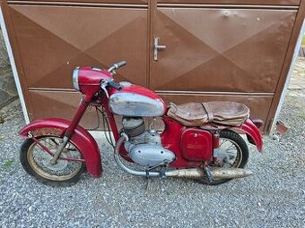 Jawa 250 353 kyvačka