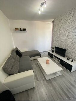 prenájom 1,5 izbového bytu/41 m2 + 2,5m2 balkón