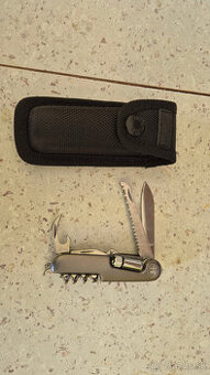 Alfa Romeo multifunkčný nôž