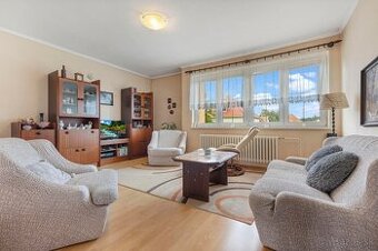 Ponúkame na predaj veľmi príjemný rodinný dom v Jakubove - 1