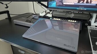 Minisforum RX 7600m XT 8GB Dock