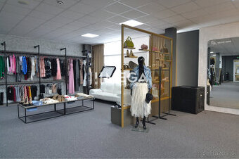ODSTÚPENIE prevádzky - štýlový obchod s oblečením - mesto Hu