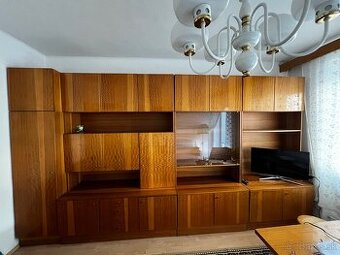 Retro Obyvacia stena