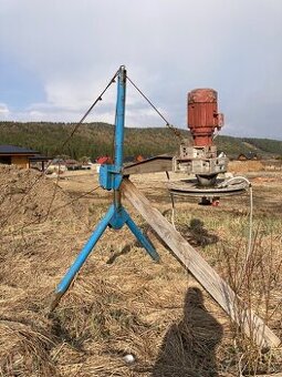 Predám lyžiarsky vlek a zasnezovaciu tyč