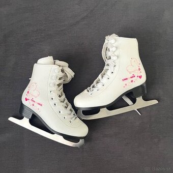 Dievčenské korčule na ľad, 29