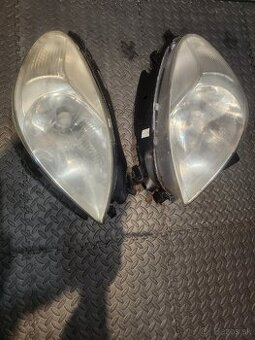 Na predaj predné svetlomety Citroen Xsara Picasso