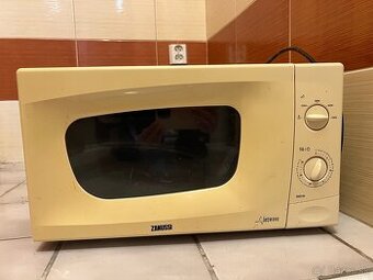 Darujem Mikrovlnnú rúru