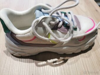 Dievčenské botasky ZARA