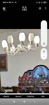 Lampa na vysoký strop