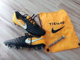 Kopačky Nike Tiempo