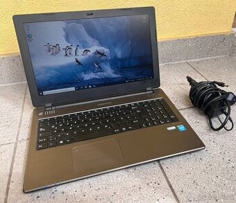 Medion Akoya / Celeron N2830 / 4GB RAM / 120GB SSD / 15.6"