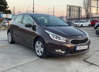 Kia Ceed 1.6 GDI EX/Gold A/T