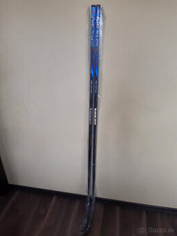Hokejka Bauer NEXUS SYNC P92 50 Flex Junior Ľavačka