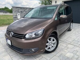 Volkswagen Touran 1.4TSi, Automat, 7 miestny
