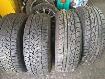 Predám zimné pneumatiky 235/60r18