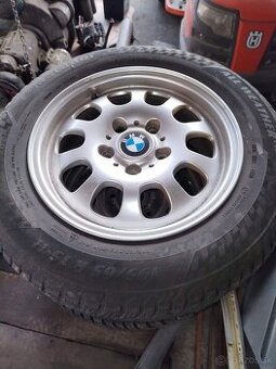Elektróny BMW