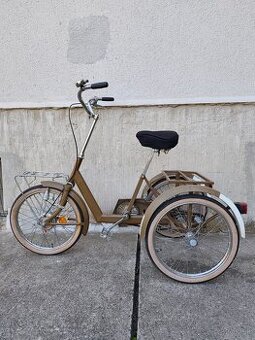 Trojkolesový bicykel