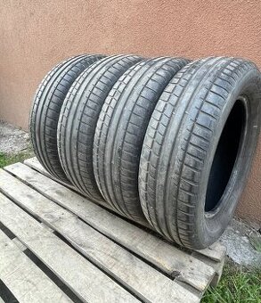 Sebring 195/65 R15 4x=80e