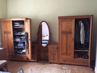Starozitna spálňa