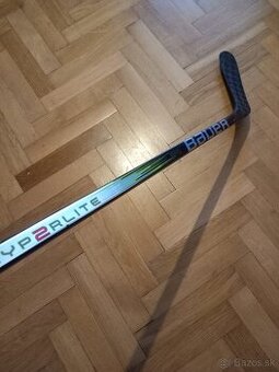 Predám zánovnú hokejku BAUER VAPOR hyperlite
