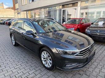 VW Passat B8 Variant 2.0 TDI 110kW DSG - záruka Autodraft