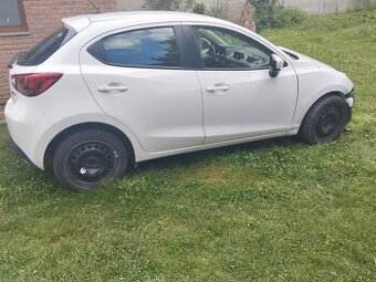 Mazda 2 na diely