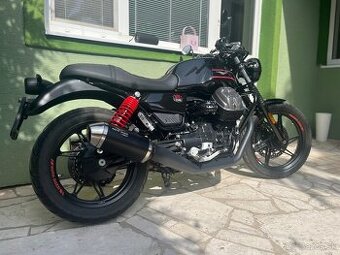 Moto Guzzi V7