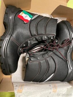 Zimná pracovná obuv Panda Ducato S3 44