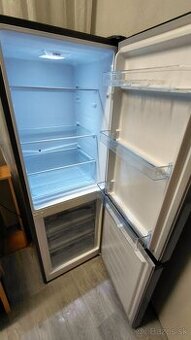 Chladnička s mrazničkou HISENSE - 4 ročná