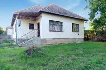 Rodinný dom v obci Lok, okres Levice