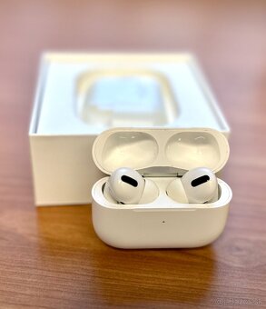 Apple AirPods Pro 2