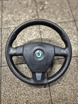 Predám trojramenny volant pre Škoda Octavia II 2 VRS