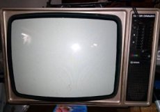 Televízor - prvý CSSR prenosný farebný Oravan color