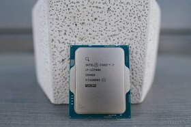 Intel core i7-13700K
